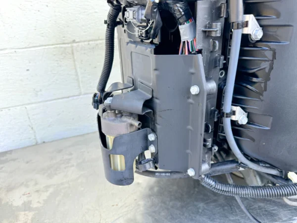 2013 Yamaha 350 HP 4 Stroke Outboard Powerhead
