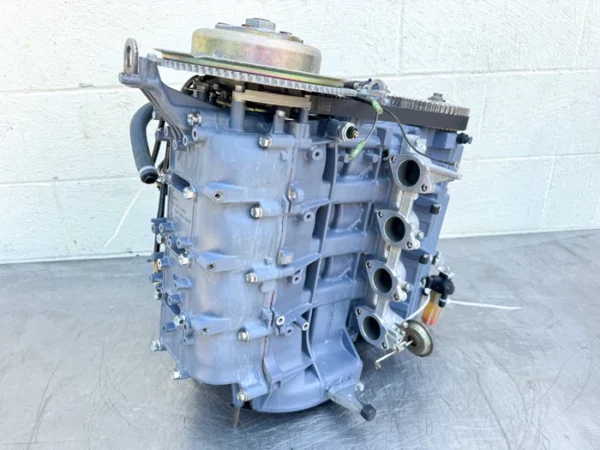 2001 - 2004 Yamaha F 80 90 100 HP 4 Stroke Outboard Powerhead