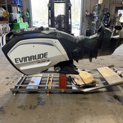 2017 Evinrude E-TEC 225 G2 Outboard Engine – Non-Running