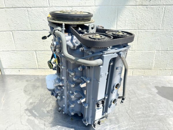 2004 Yamaha 150 HP 4 Stroke Outboard Powerhead