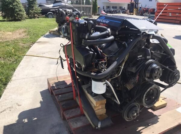 MerCruiser 7.4L 454 Blue Water Inboard Engine – Closed Cooling, No Salt
