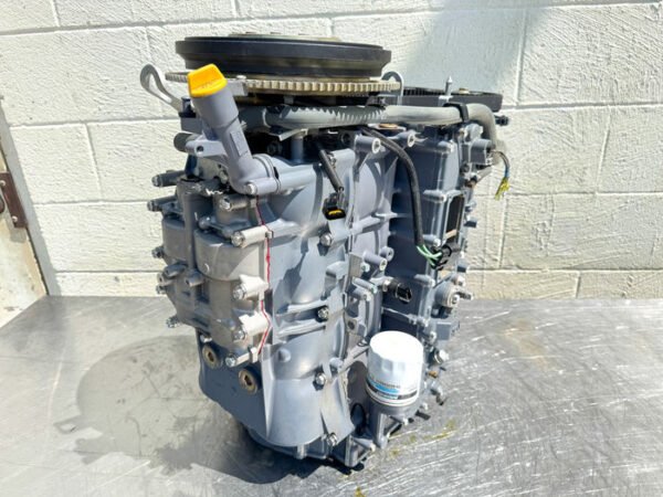 2004 Yamaha 150 HP 4 Stroke Outboard Powerhead