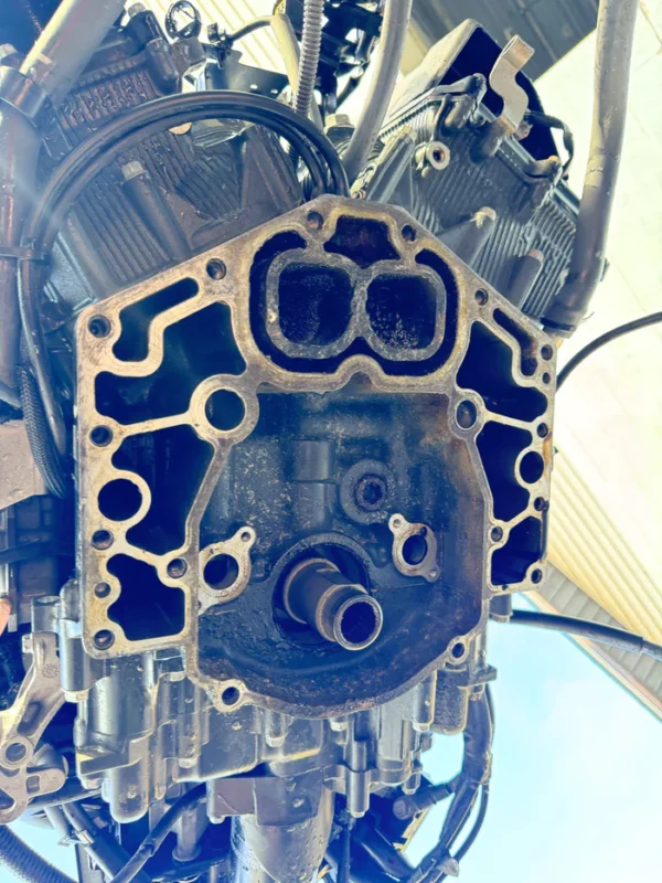 2013 Yamaha 350 HP 4 Stroke Outboard Powerhead